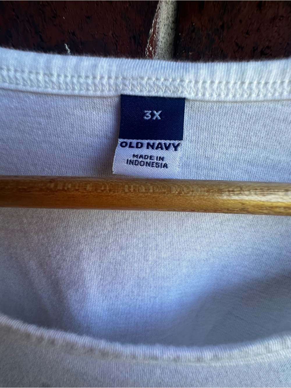 Old Navy White Puff-Sleeve Eyelet Tee - Picture 3 of 3